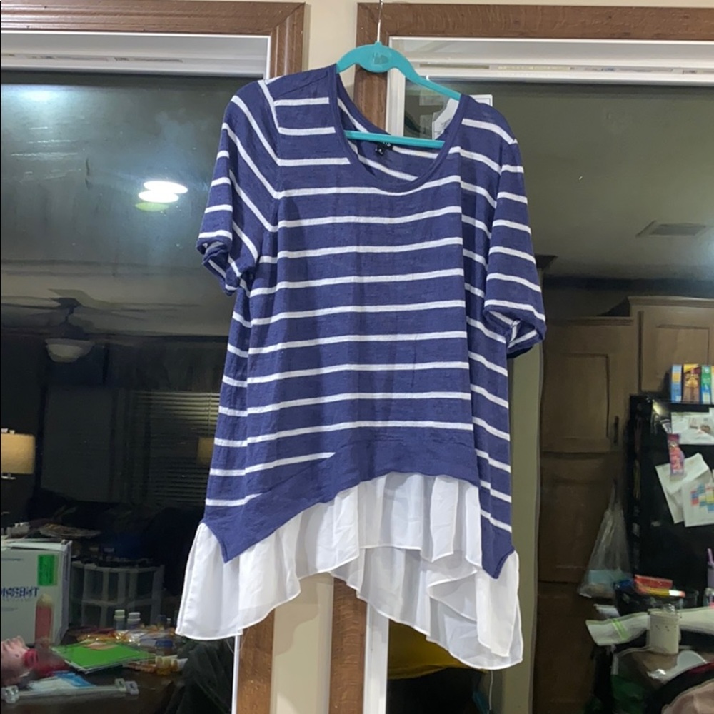 Sweater with chiffon trim